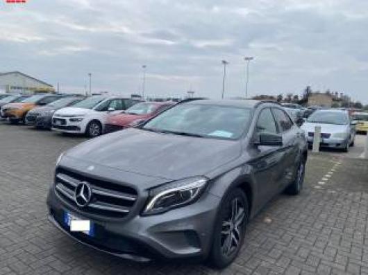 usato MERCEDES GLA 200