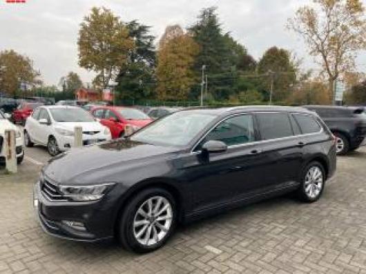 usato VOLKSWAGEN Passat Variant