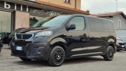usato PEUGEOT Traveller