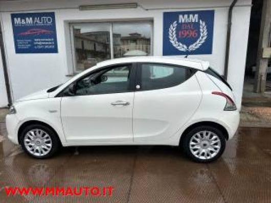 usato LANCIA Ypsilon