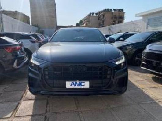 usato AUDI Q8