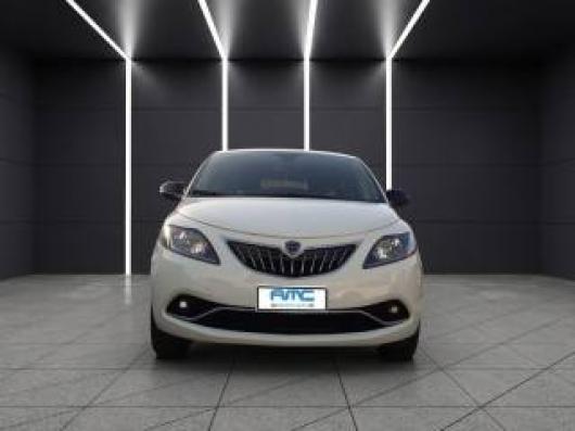 usato LANCIA Ypsilon
