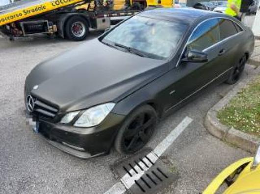 usato MERCEDES E 250