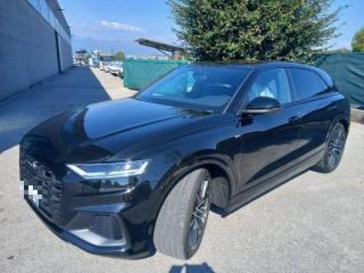 usato AUDI Q8