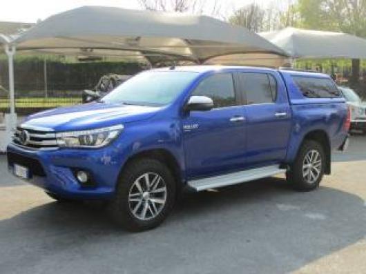 usato TOYOTA Hilux