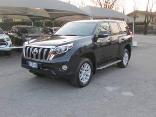 usato TOYOTA Land Cruiser