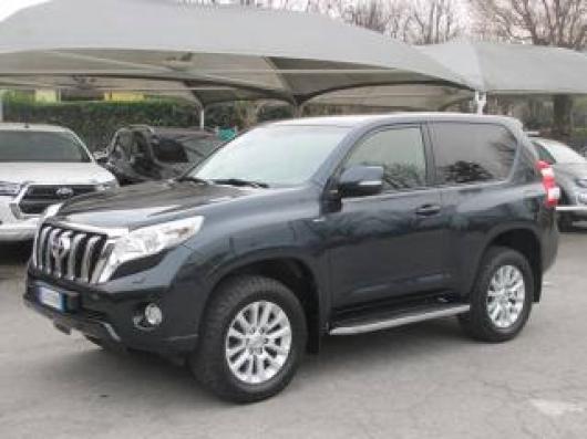 usato TOYOTA Land Cruiser