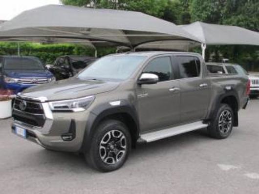 usato TOYOTA Hilux