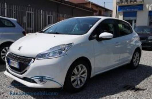 usato PEUGEOT 208