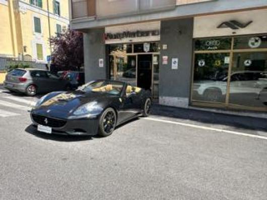 usato FERRARI California