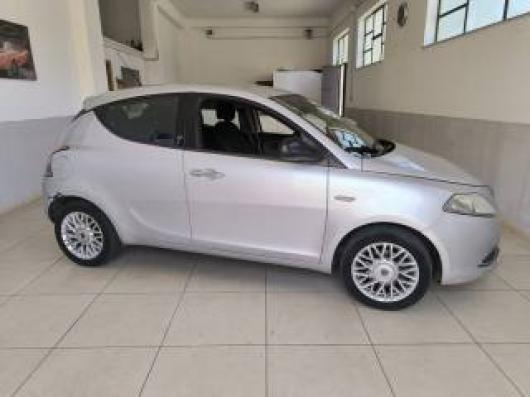 usato LANCIA Ypsilon