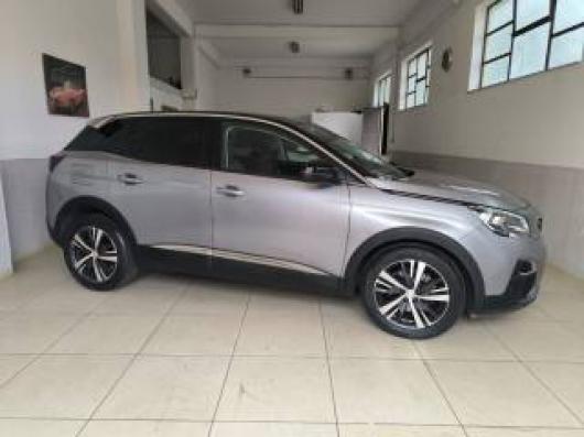 usato PEUGEOT 3008