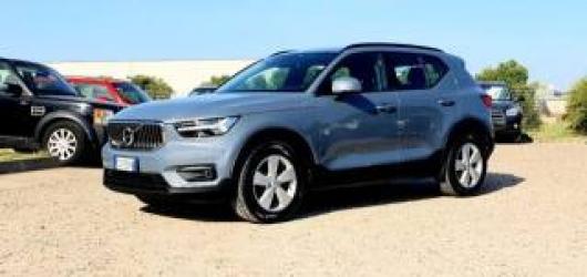usato VOLVO XC40