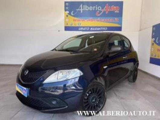 usato LANCIA Ypsilon