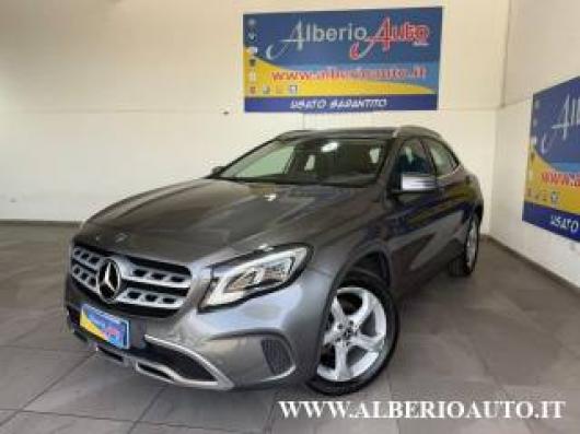 usato MERCEDES GLA 200