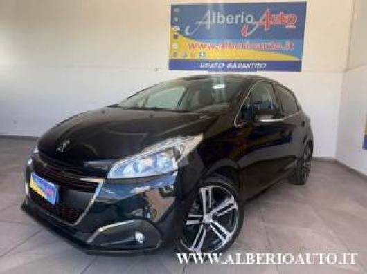 usato PEUGEOT 208
