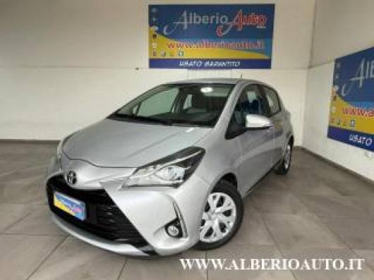 usato TOYOTA Yaris