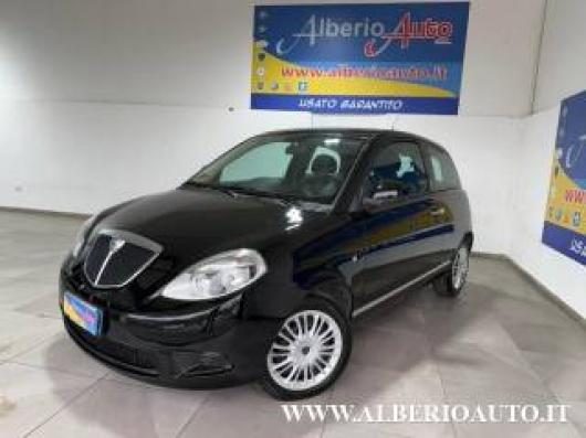 usato LANCIA Ypsilon