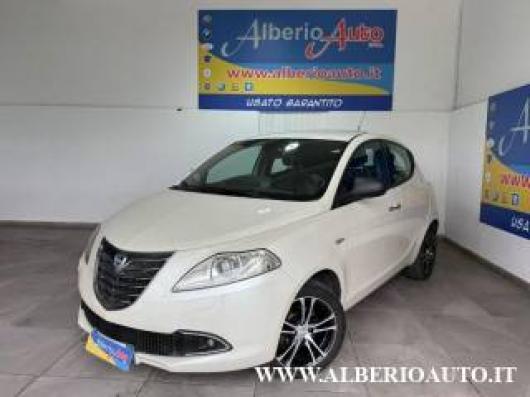 usato LANCIA Ypsilon