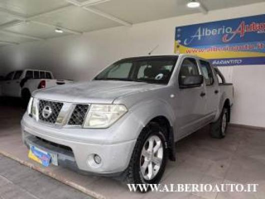 usato NISSAN Navara