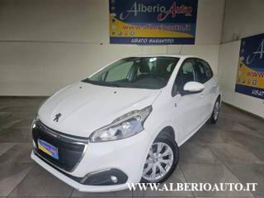 usato PEUGEOT 208