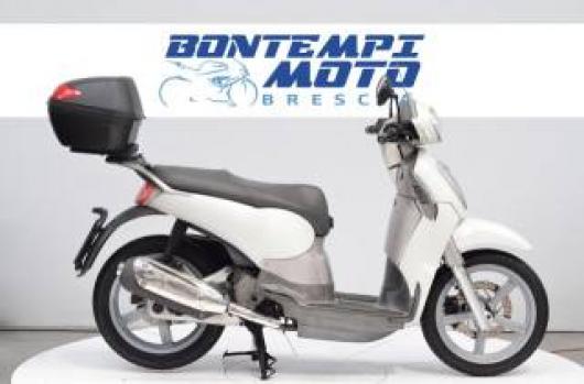 usato APRILIA Scarabeo 200