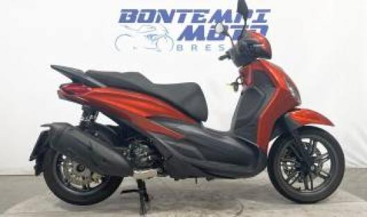 usato PIAGGIO Beverly 300 i e 