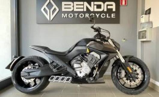 nuovo BENDA MOTORCYCLES LFC 700