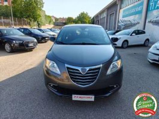 Ypsilon