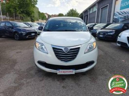 usato LANCIA Ypsilon