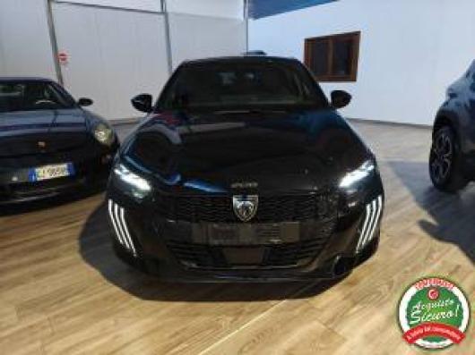 nuovo PEUGEOT 208