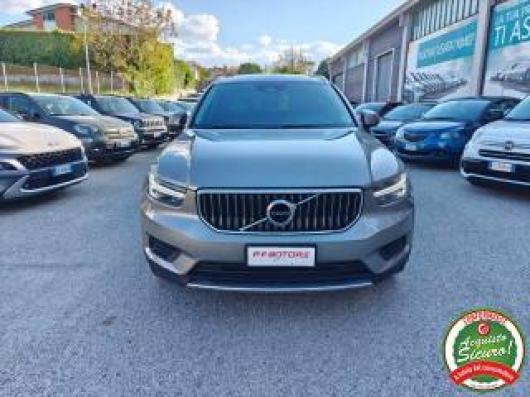 usato VOLVO XC40