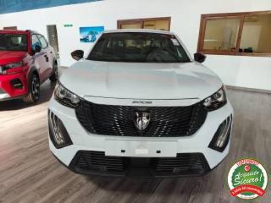 nuovo PEUGEOT 2008