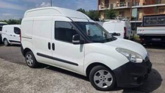 usato OPEL Combo
