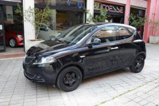 usato LANCIA Ypsilon