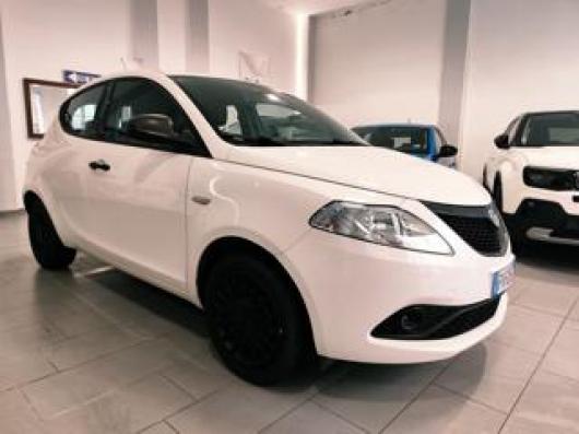 usato LANCIA Ypsilon