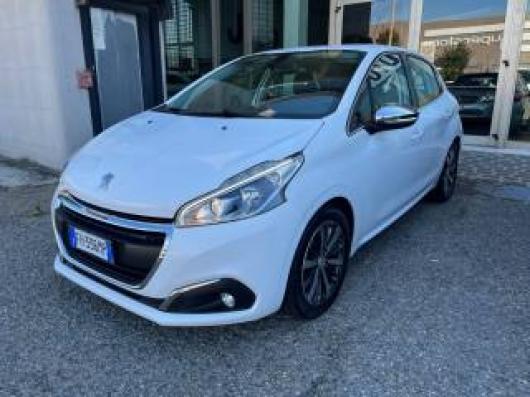 usato PEUGEOT 208