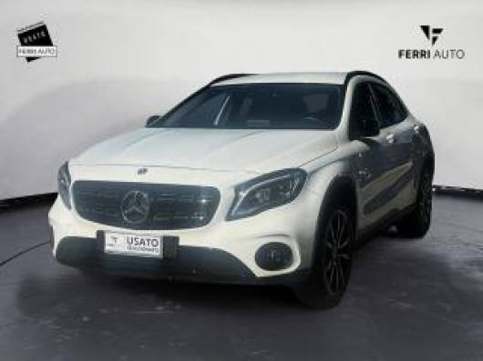 usato MERCEDES GLA 200