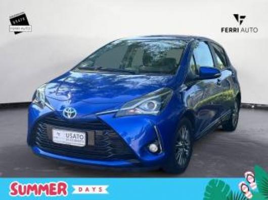 usato TOYOTA Yaris