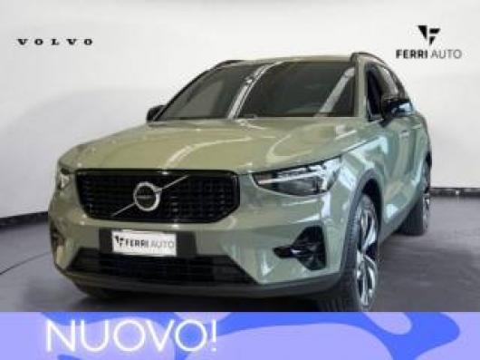 nuovo VOLVO XC40