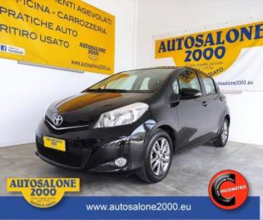 usato TOYOTA Yaris