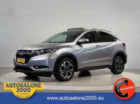 HR V