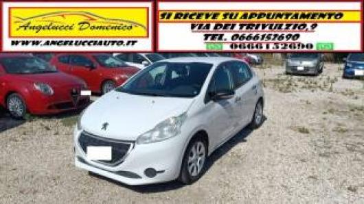 usato PEUGEOT 208