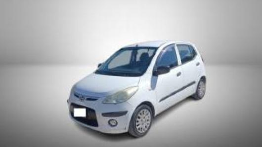 i10