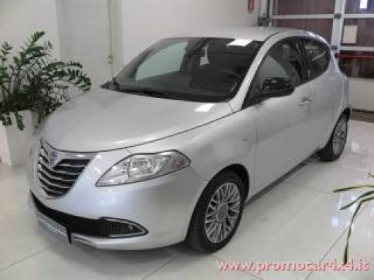 usato LANCIA Ypsilon