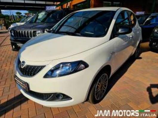 usato LANCIA Ypsilon