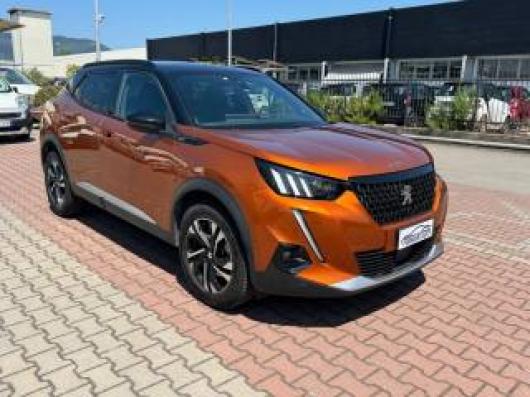 usato PEUGEOT 2008
