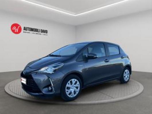 usato TOYOTA Yaris