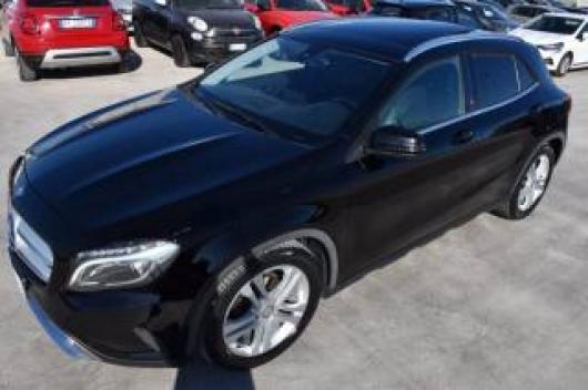 usato MERCEDES GLA 180