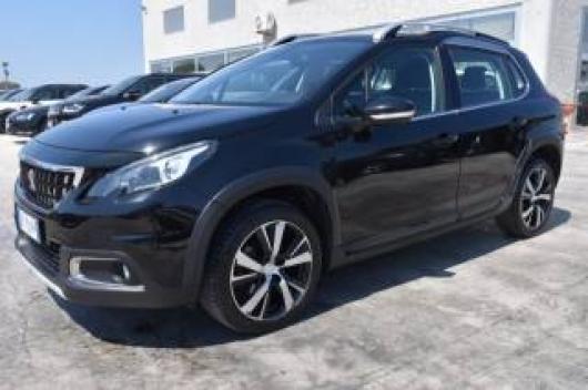 usato PEUGEOT 2008